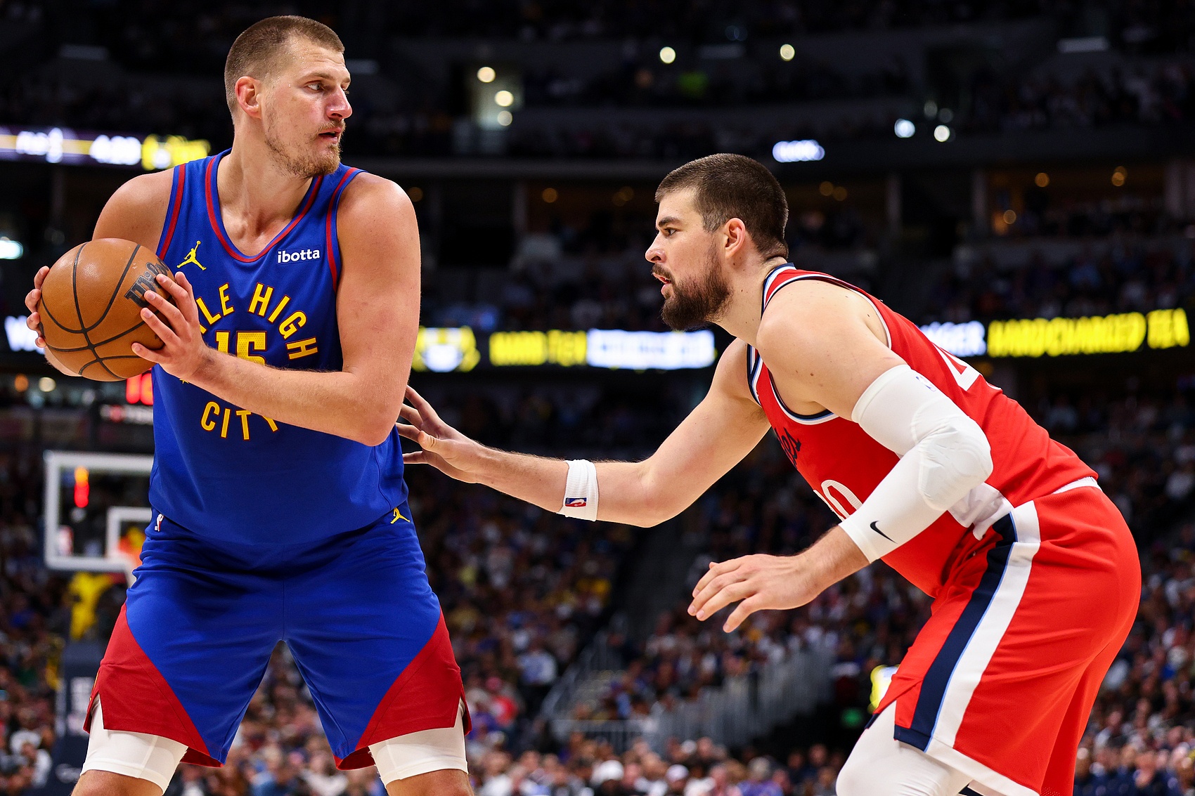 热火横扫天津队,约基奇刷新纪录 热火横扫天津队,约基奇刷新纪录