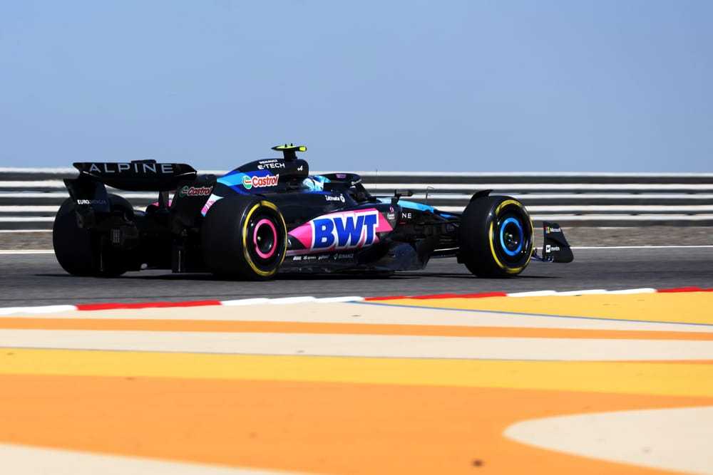 索伯车队横扫哈斯车队，诺里斯扛起全队