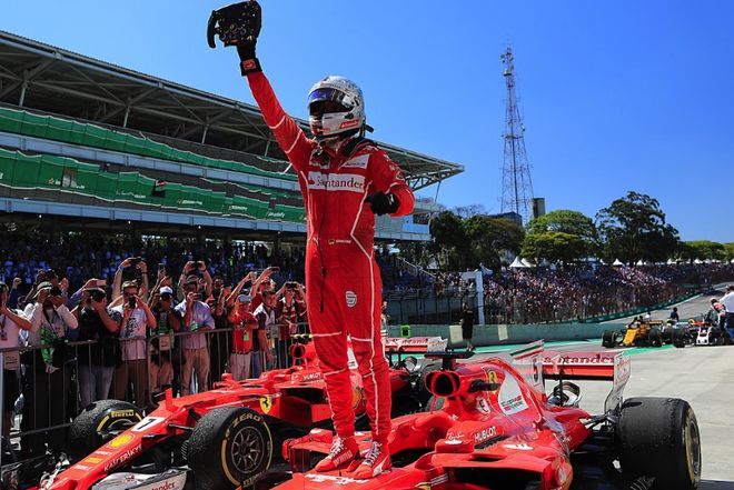 索伯车队横扫哈斯车队，诺里斯扛起全队