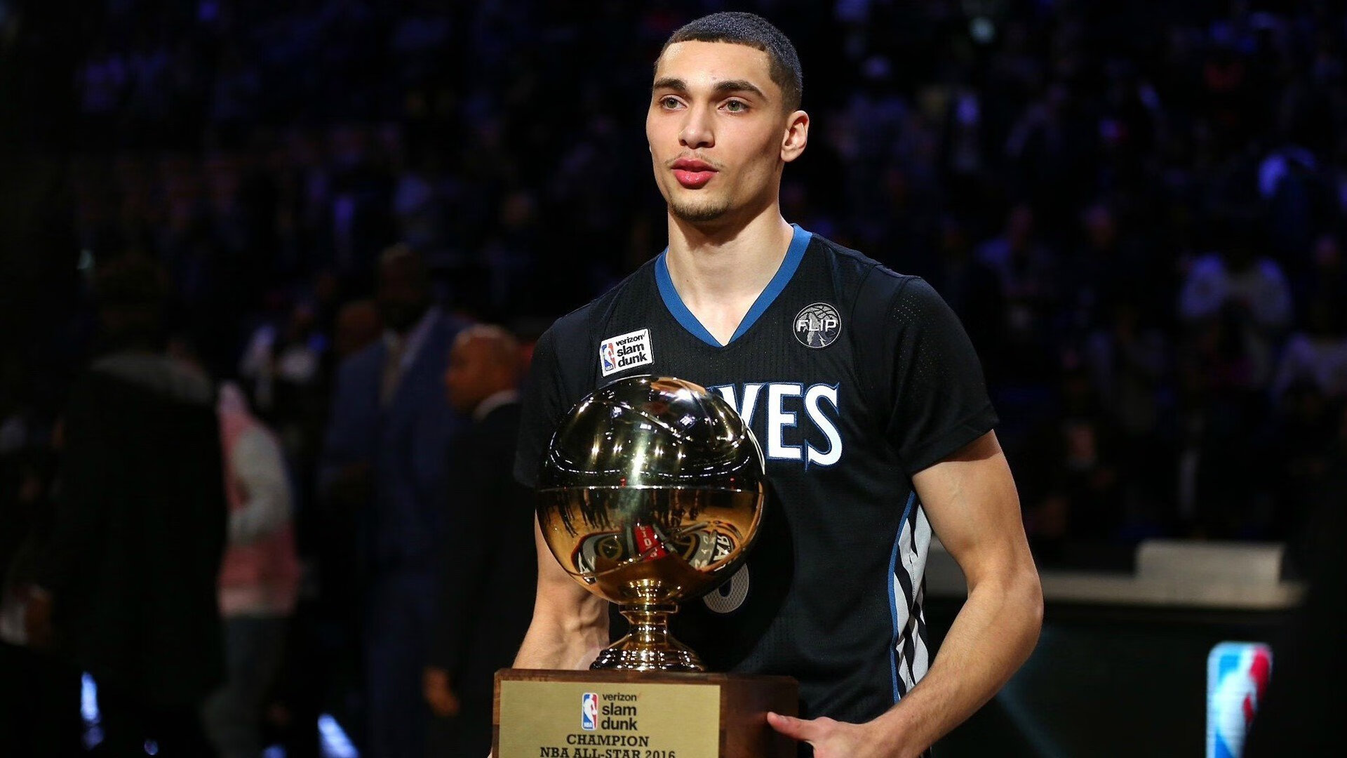 当公牛翻盘快船，马克西已在西甲德比接管比赛，体育的平行宇宙与英雄叙事