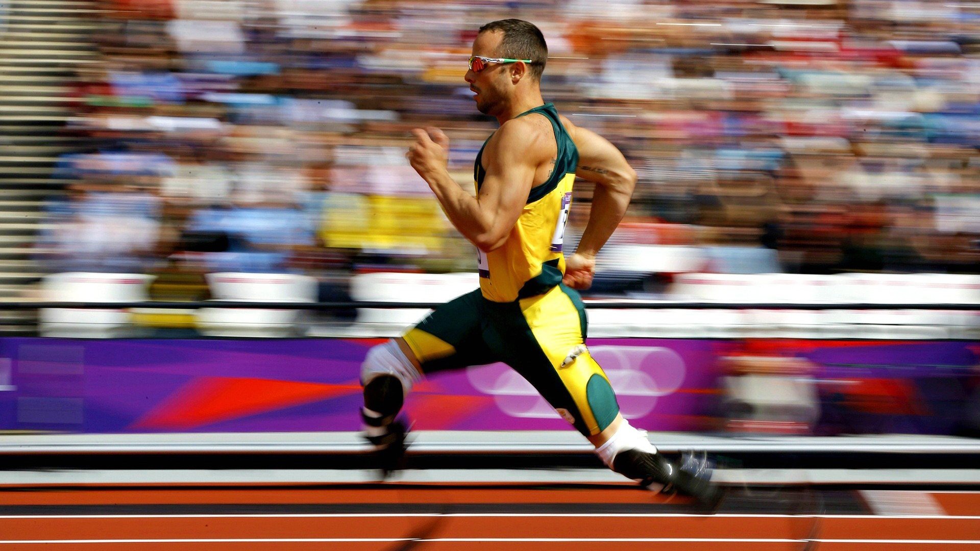 德甲争冠战焦点战，雄鹿单节拉开马刺的战术启示